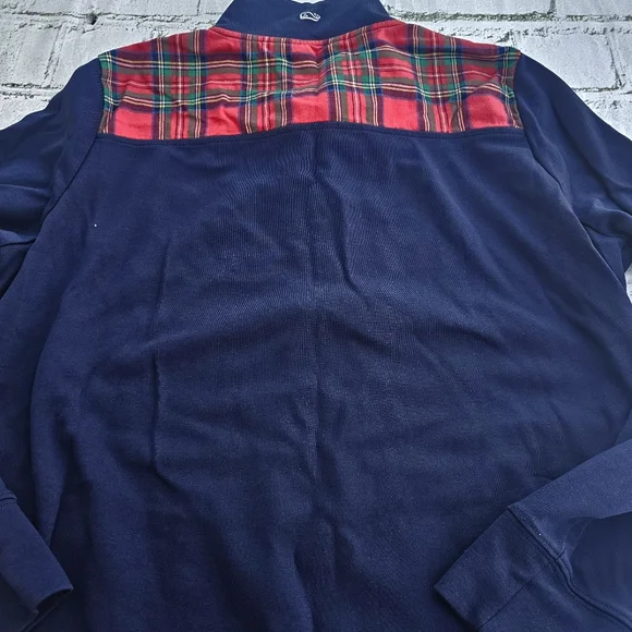 Vineyard Vines Pullover - Picture 10 of 11